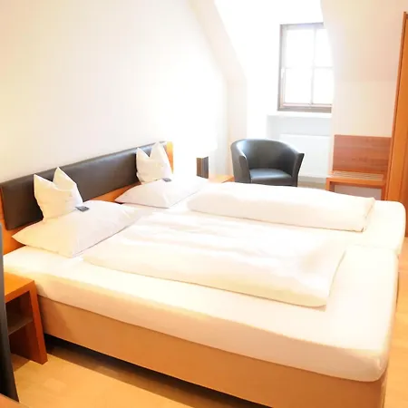 Boardinghouse Wadenspanner 3*