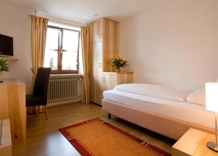 Boardinghouse Wadenspanner Penzion Altdorf (Lower Bavaria)